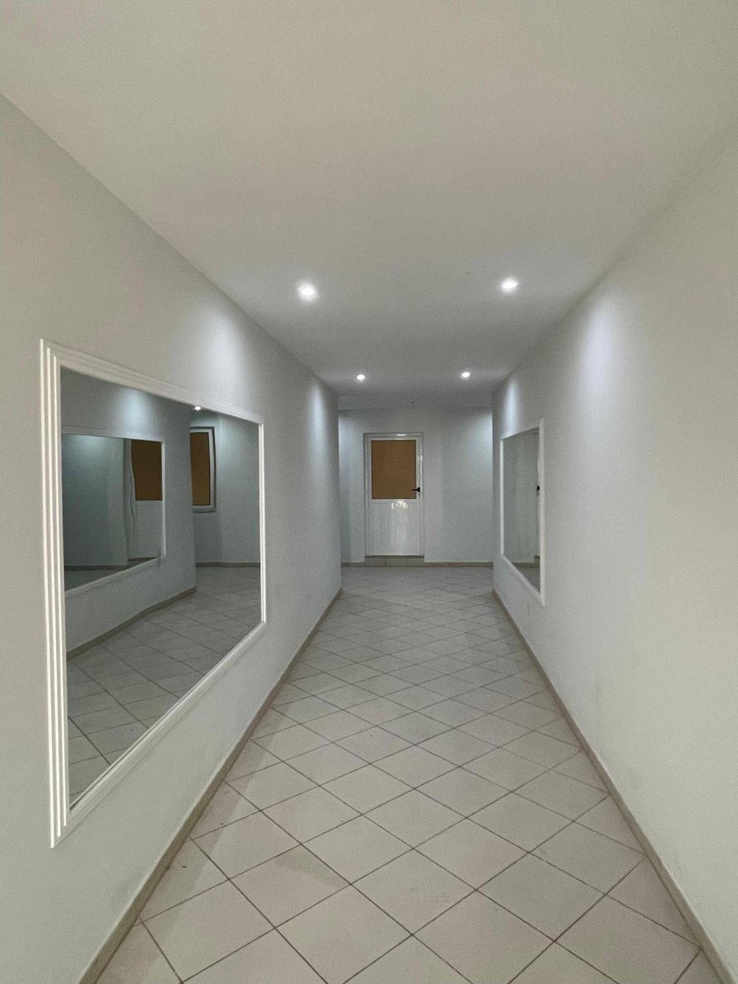 Lovely 3-Bedroom Apartment Rei Σαράντα Εξωτερικό φωτογραφία